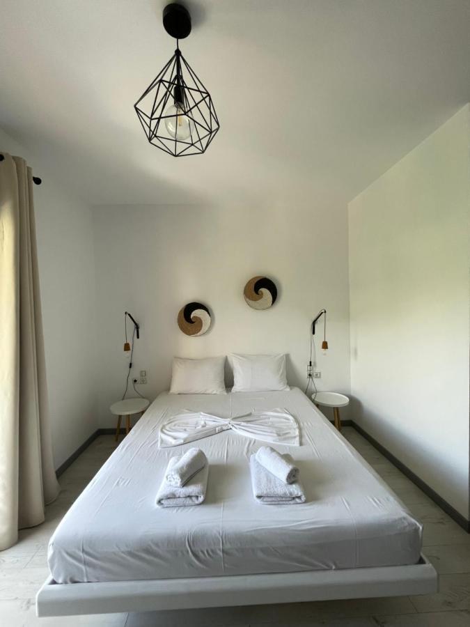 Orchard Retreat Lejlighedshotel Himarë Eksteriør billede