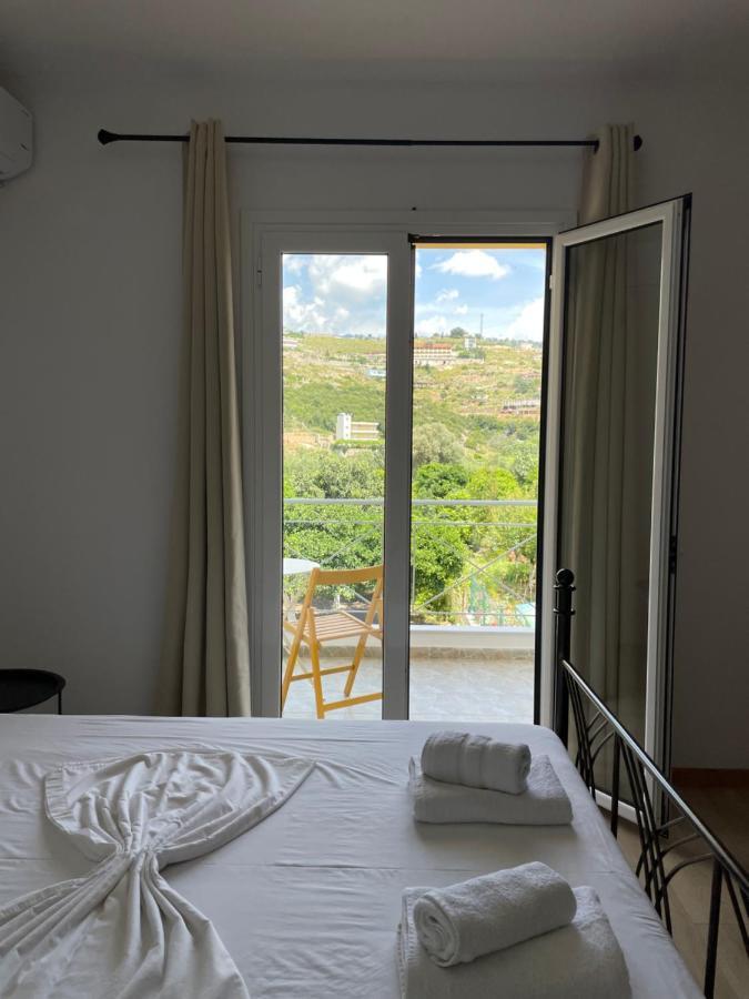 Orchard Retreat Lejlighedshotel Himarë Eksteriør billede